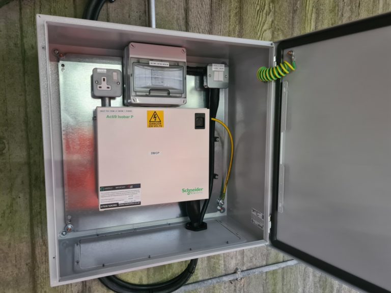 Power supply for the lighting on two canopies